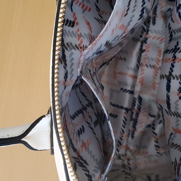 Purse - Picture 5 of 8